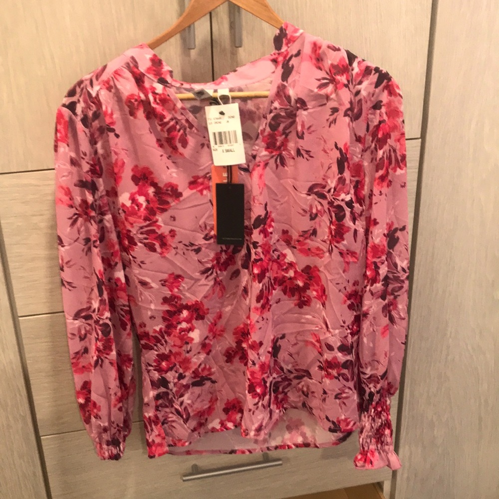 Kut From The Kloth blouse like new, tags still on